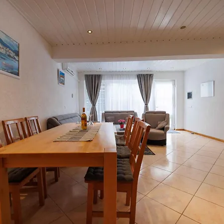 Unit_type_holiday_room With Garden In Krk 55037